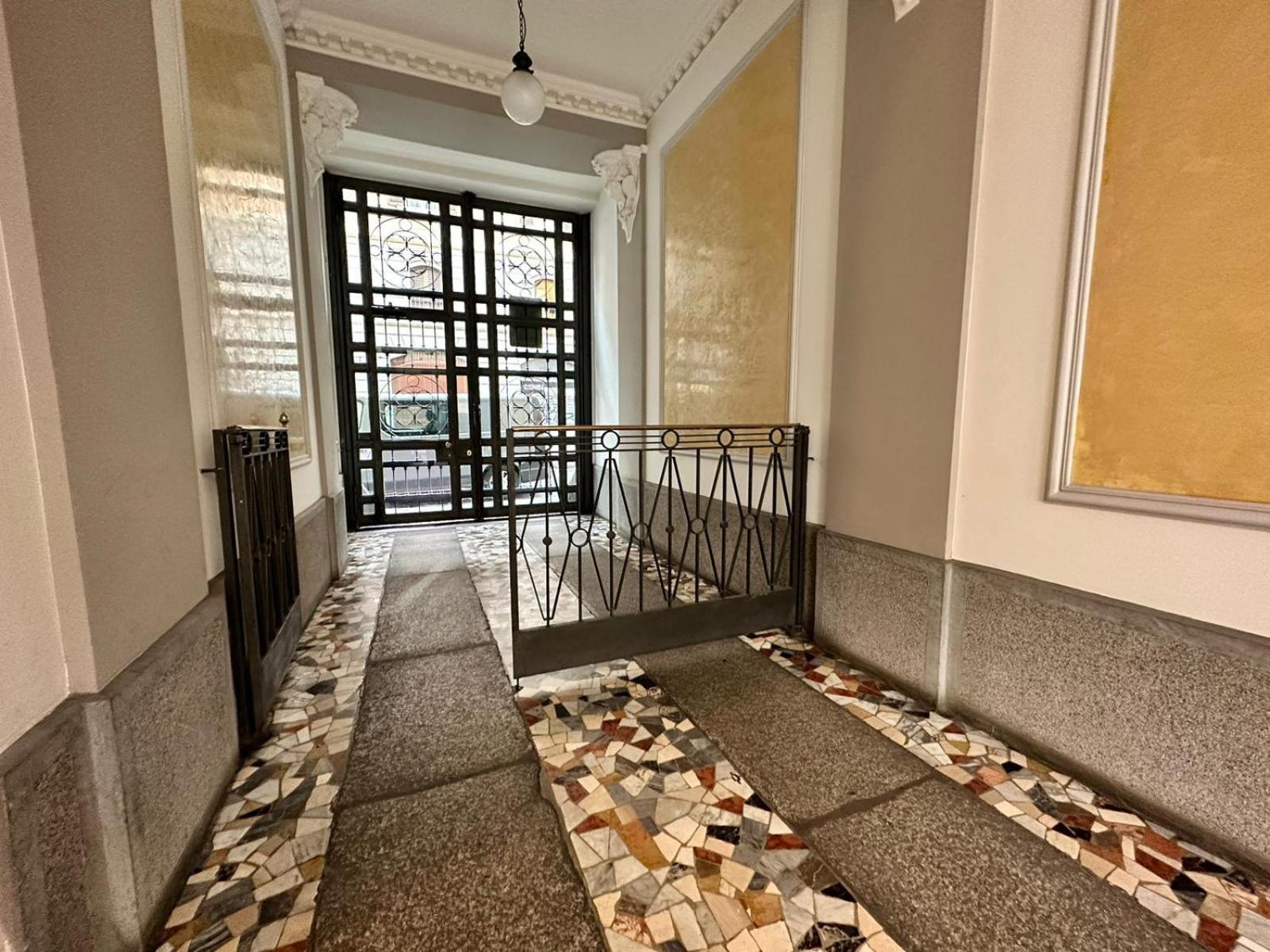 Comecasa Studio Vicino Stazione Centrale Milan Exterior photo